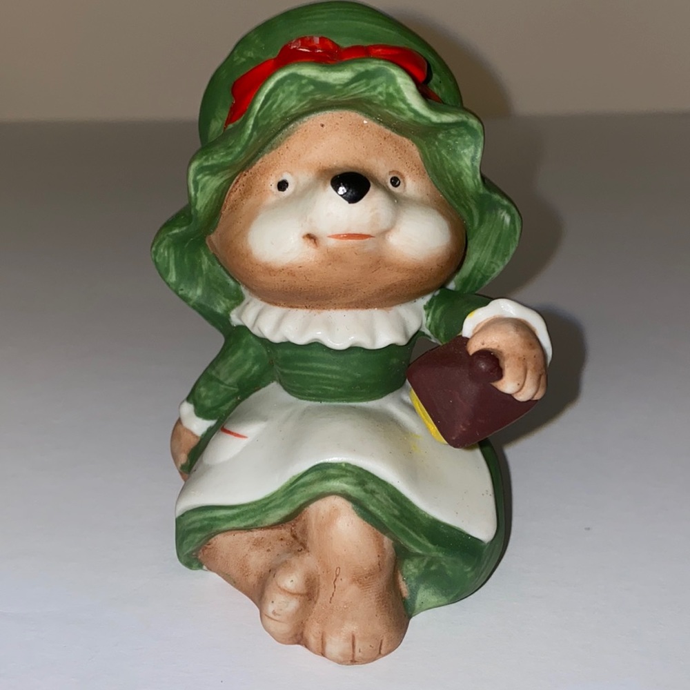 Vintage HOMCO Porcelain Mrs. Claus Bear holding Lantern in Green Dress